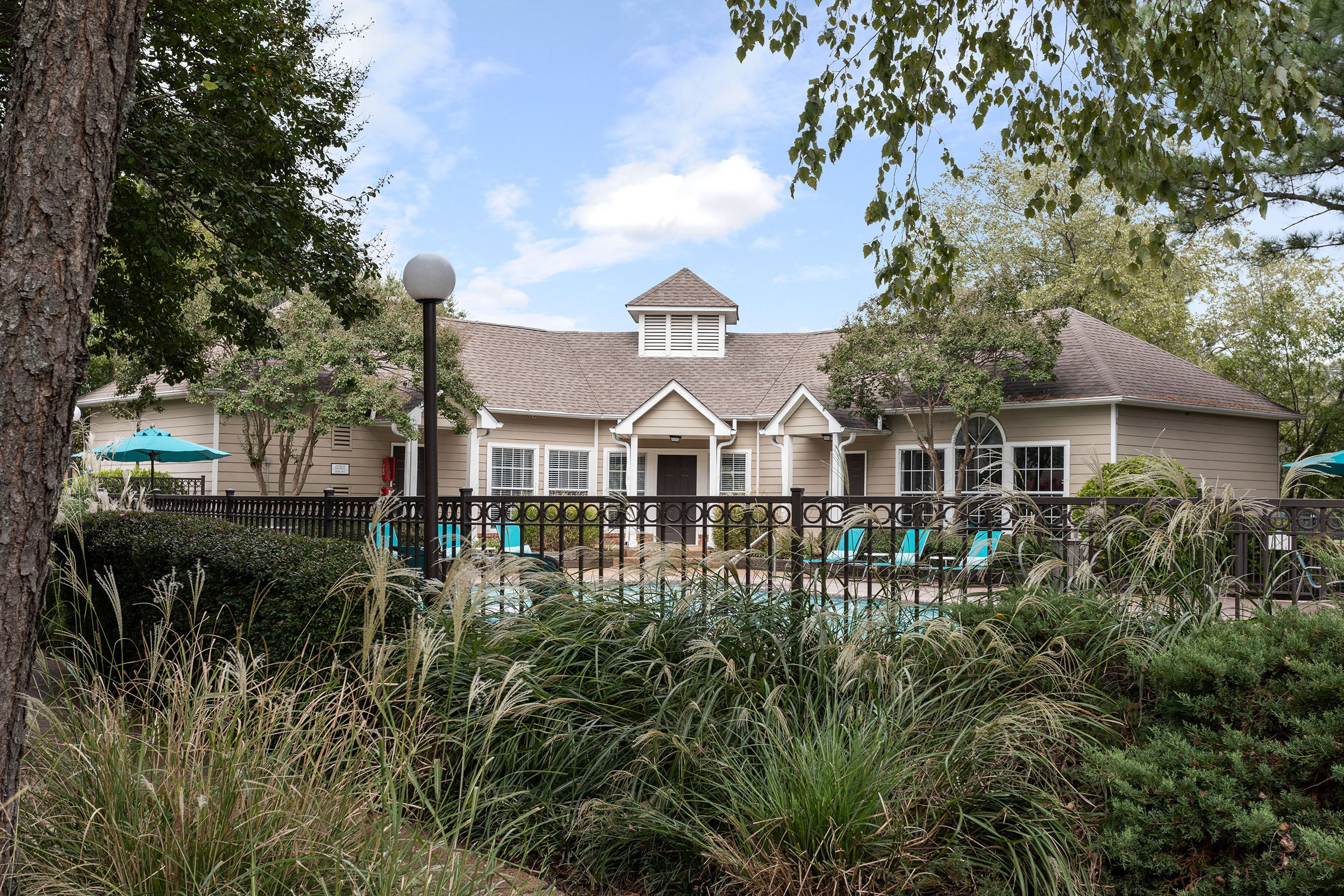 Stonebridge Crossing Apartment Homes, 9135 Morning Ridge Road, Cordova